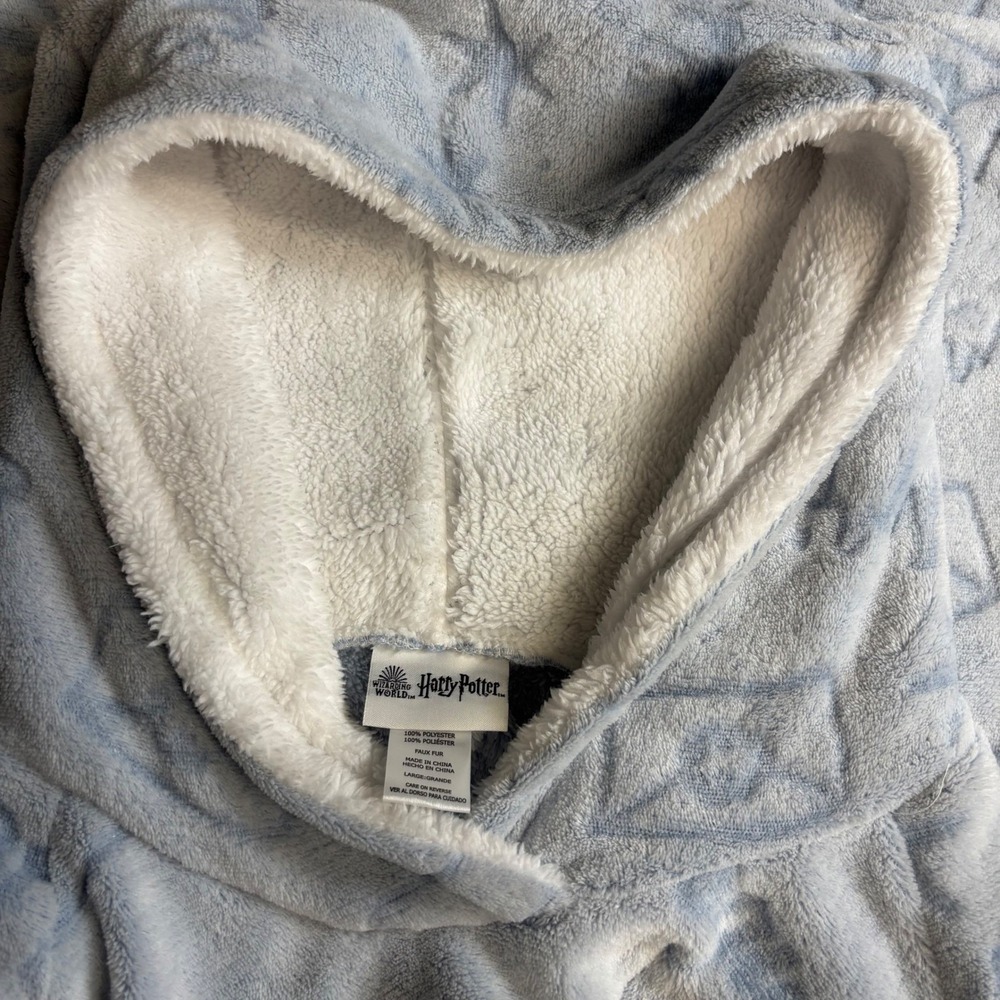 Harry Potter Womens L Blue Hogwarts Fleece Sherpa Wearable Blanket Loungewear - Picture 4 of 12